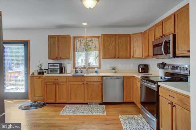 10482 MAPLETON RD, Shippensburg, PA 17257