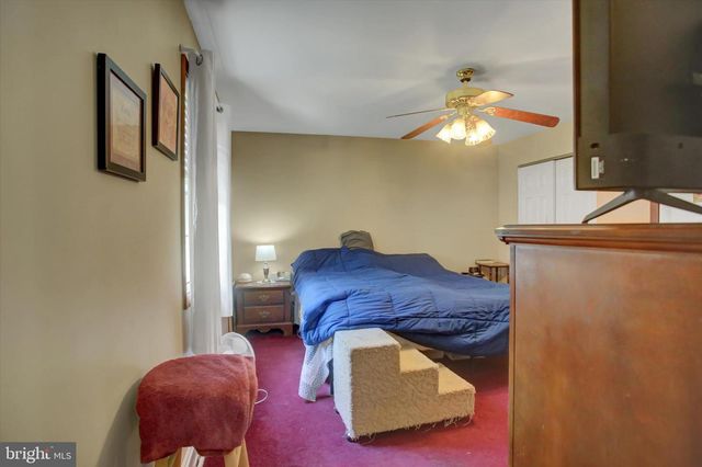 10482 MAPLETON RD, Shippensburg, PA 17257