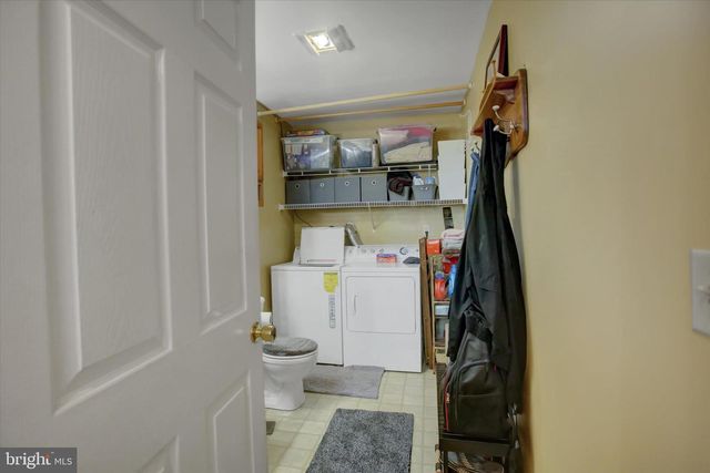 10482 MAPLETON RD, Shippensburg, PA 17257