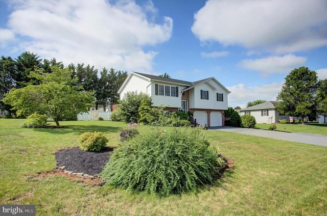 10482 MAPLETON RD, Shippensburg, PA 17257