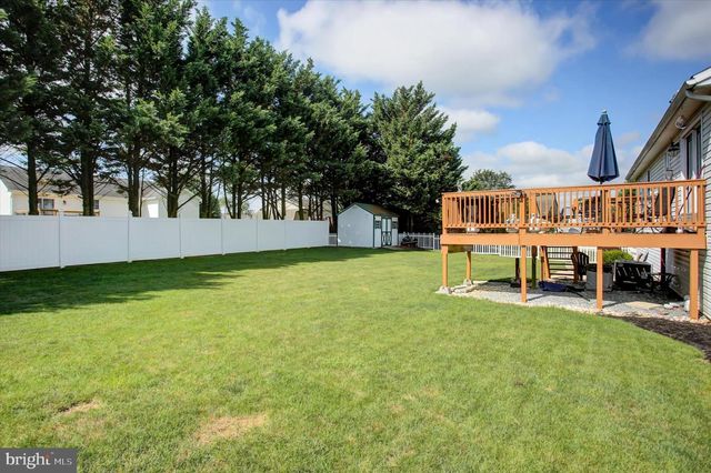 10482 MAPLETON RD, Shippensburg, PA 17257