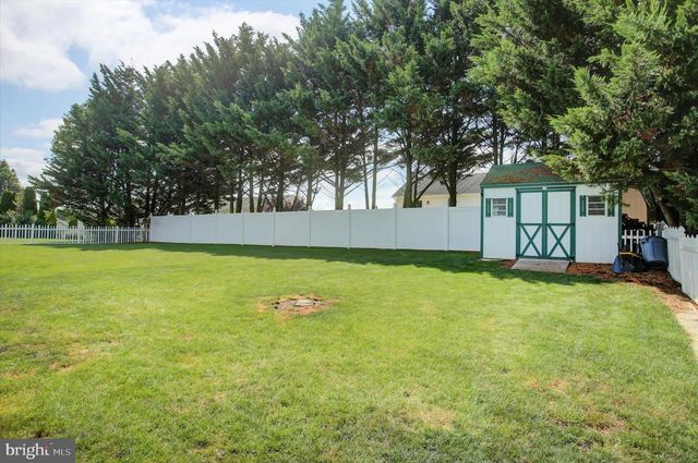 10482 MAPLETON RD, Shippensburg, PA 17257