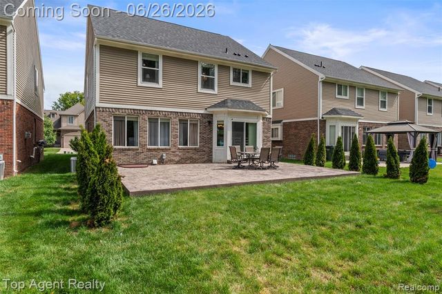 13826 Grandeur Avenue, Utica, MI 48315