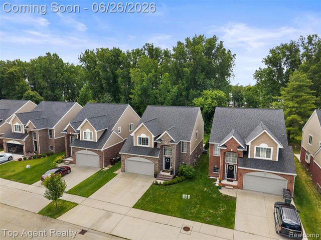 13826 Grandeur Avenue, Utica, MI 48315