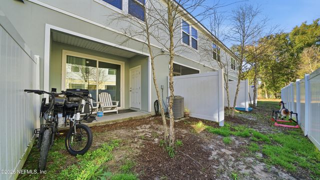 2848 BLACK BUCK Circle, Jacksonville, FL 32225