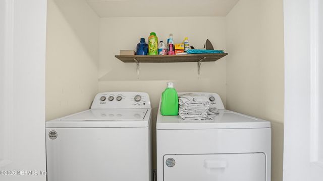 2848 BLACK BUCK Circle, Jacksonville, FL 32225