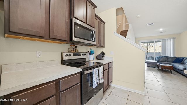 2848 BLACK BUCK Circle, Jacksonville, FL 32225