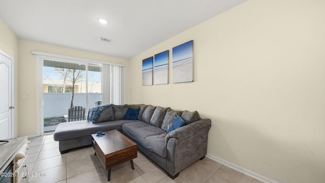 2848 BLACK BUCK Circle, Jacksonville, FL 32225