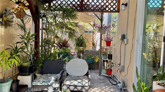 14601 Del Playa, Panorama City, CA 91402