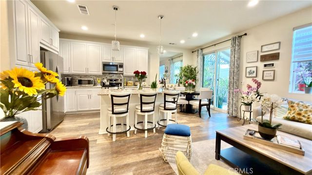 14601 Del Playa, Panorama City, CA 91402