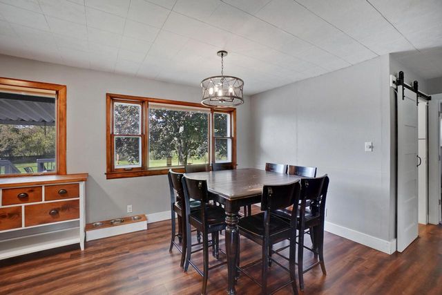 1732 S Craftsman DRIVE, New Berlin, WI 53146