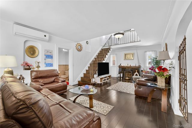 8258 235th Street, Queens Village, NY 11427