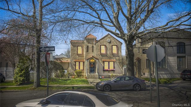 8258 235th Street, Queens Village, NY 11427