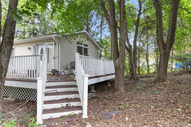 21 Elizabeth Drive, Hopewell Junction, NY 12533
