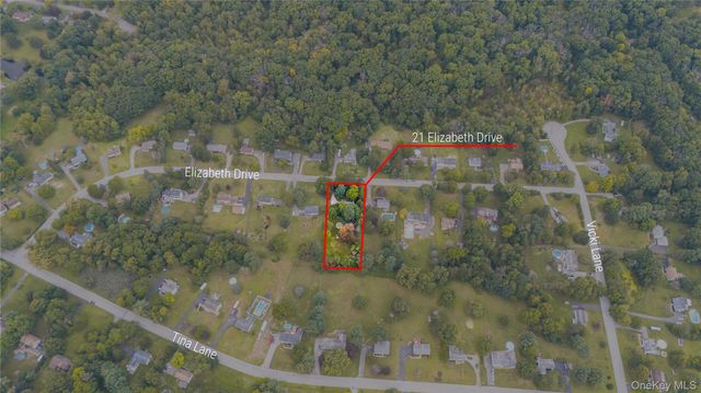 21 Elizabeth Drive, Hopewell Junction, NY 12533