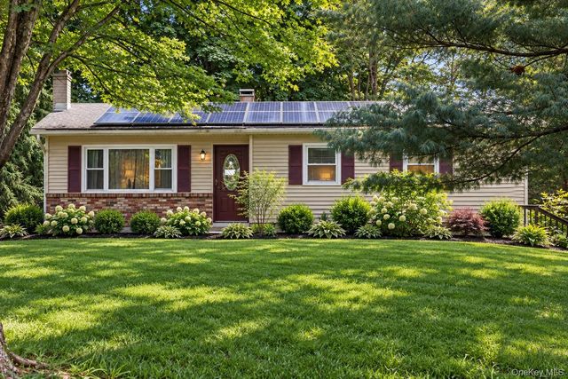 21 Elizabeth Drive, Hopewell Junction, NY 12533