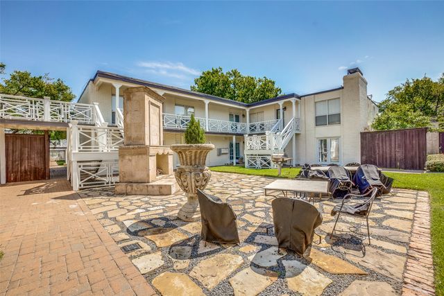 5911 E University Boulevard 206, Dallas, TX 75206