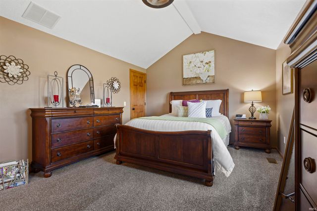 1034 Hemingford Court, Fort Wayne, IN 46845