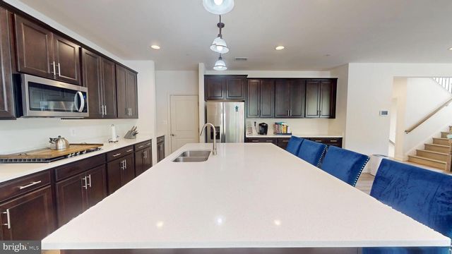 10802 N RIDING RD, Upper Marlboro, MD 20772