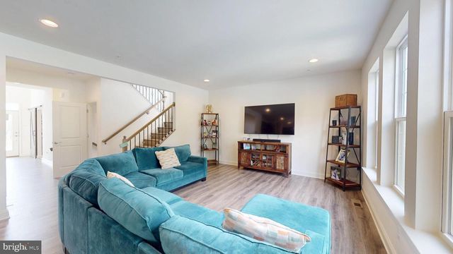 10802 N RIDING RD, Upper Marlboro, MD 20772