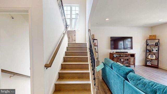 10802 N RIDING RD, Upper Marlboro, MD 20772