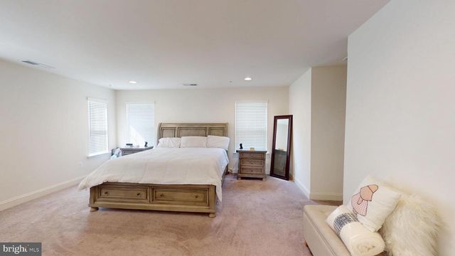 10802 N RIDING RD, Upper Marlboro, MD 20772