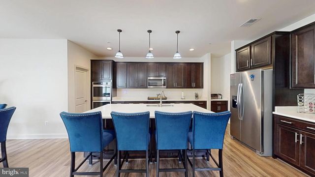 10802 N RIDING RD, Upper Marlboro, MD 20772