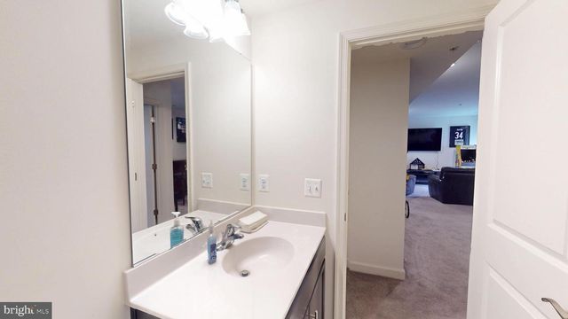 10802 N RIDING RD, Upper Marlboro, MD 20772