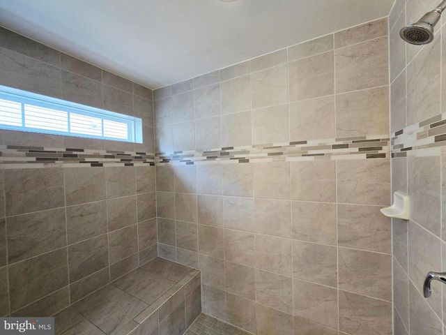 10802 N RIDING RD, Upper Marlboro, MD 20772