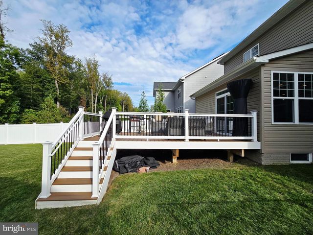 10802 N RIDING RD, Upper Marlboro, MD 20772