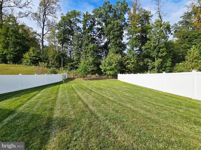 10802 N RIDING RD, Upper Marlboro, MD 20772