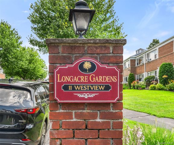 11 Westview Avenue 26-2, White Plains, NY 10603