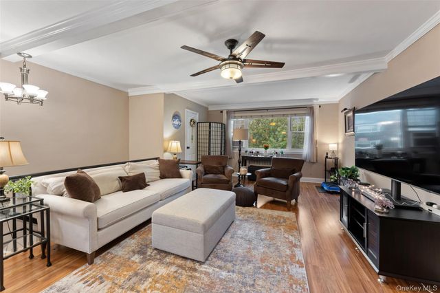 11 Westview Avenue 26-2, White Plains, NY 10603
