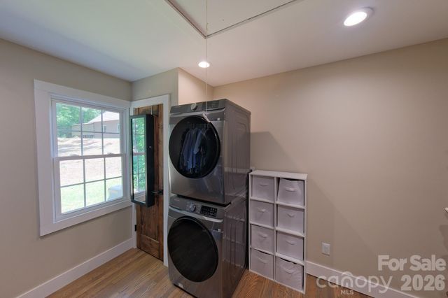 445 Old Haw Creek Road, Asheville, NC 28805