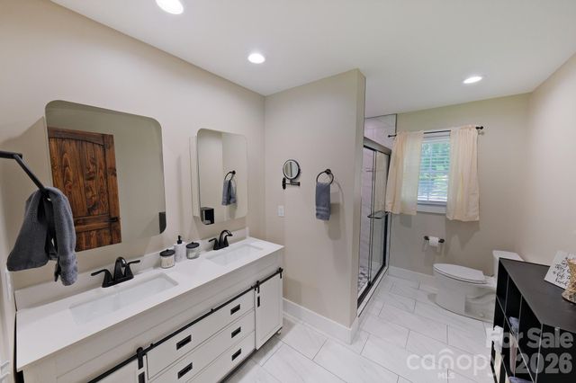 445 Old Haw Creek Road, Asheville, NC 28805