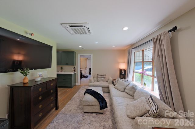 445 Old Haw Creek Road, Asheville, NC 28805