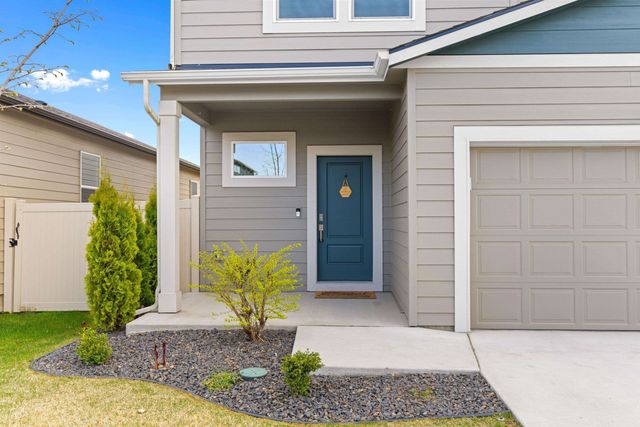 5815 W Morgantown Ln, Spokane, WA 99208