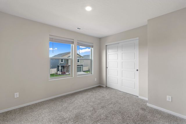 5815 W Morgantown Ln, Spokane, WA 99208