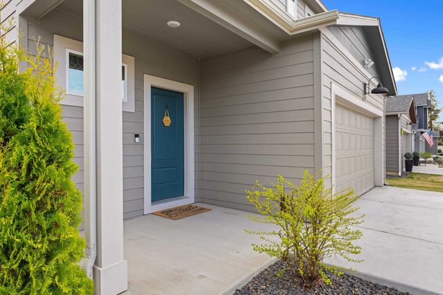 5815 W Morgantown Ln, Spokane, WA 99208