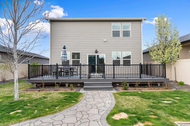 5815 W Morgantown Ln, Spokane, WA 99208