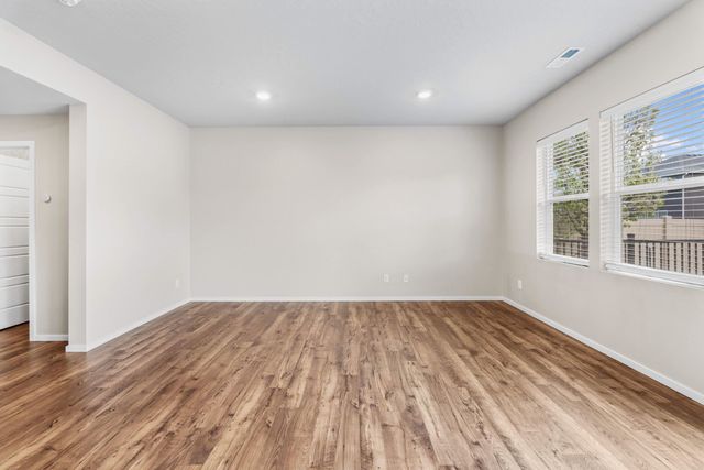 5815 W Morgantown Ln, Spokane, WA 99208