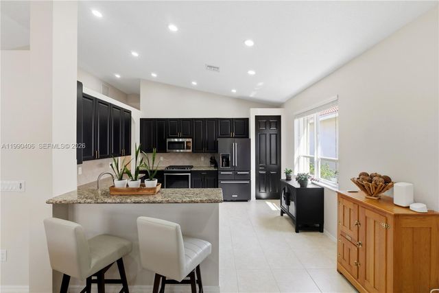 7920 New Holland Way, Boynton Beach, FL 33437