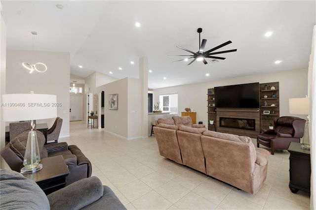 7920 New Holland Way, Boynton Beach, FL 33437