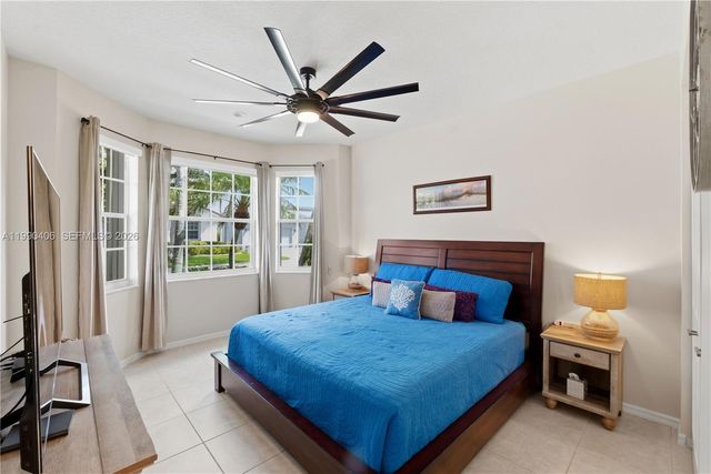 7920 New Holland Way, Boynton Beach, FL 33437