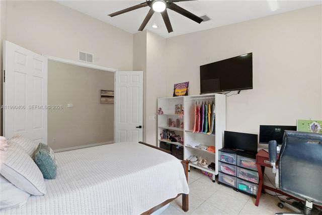 7920 New Holland Way, Boynton Beach, FL 33437