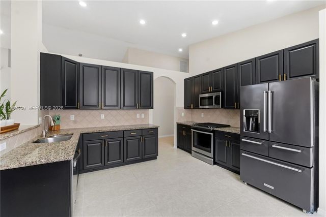 7920 New Holland Way, Boynton Beach, FL 33437