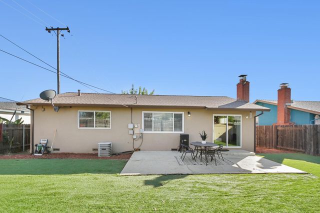 2247 Whistler Way, Rancho Cordova, CA 95670