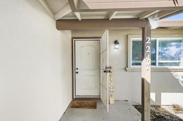 2247 Whistler Way, Rancho Cordova, CA 95670