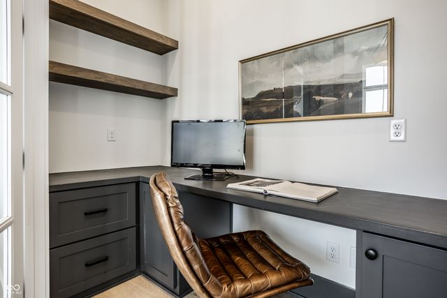 3580 Dartmoor Way, Zionsville, IN 46077