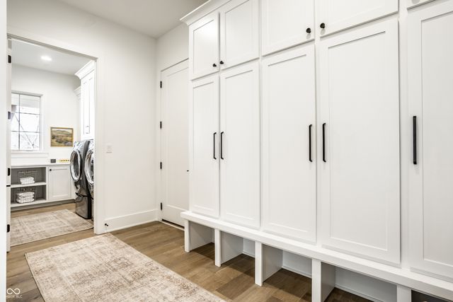 3580 Dartmoor Way, Zionsville, IN 46077